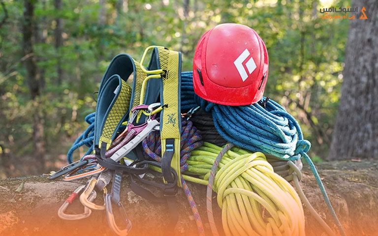 چه وسایلی برای کوهنوردی در پاییز لازم است؟