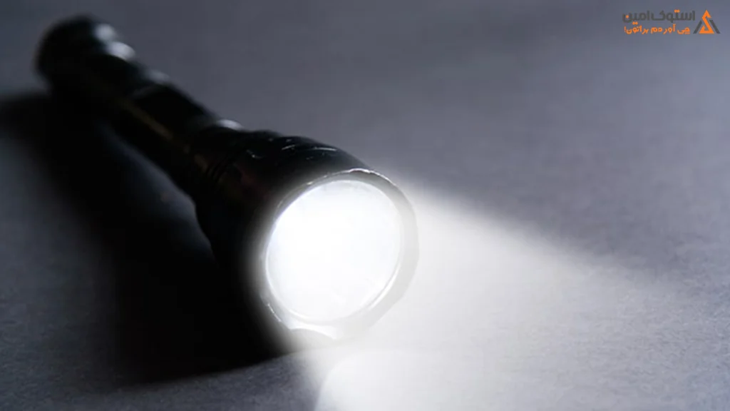 اهمیت داشتن چراغ قوه در خودرو