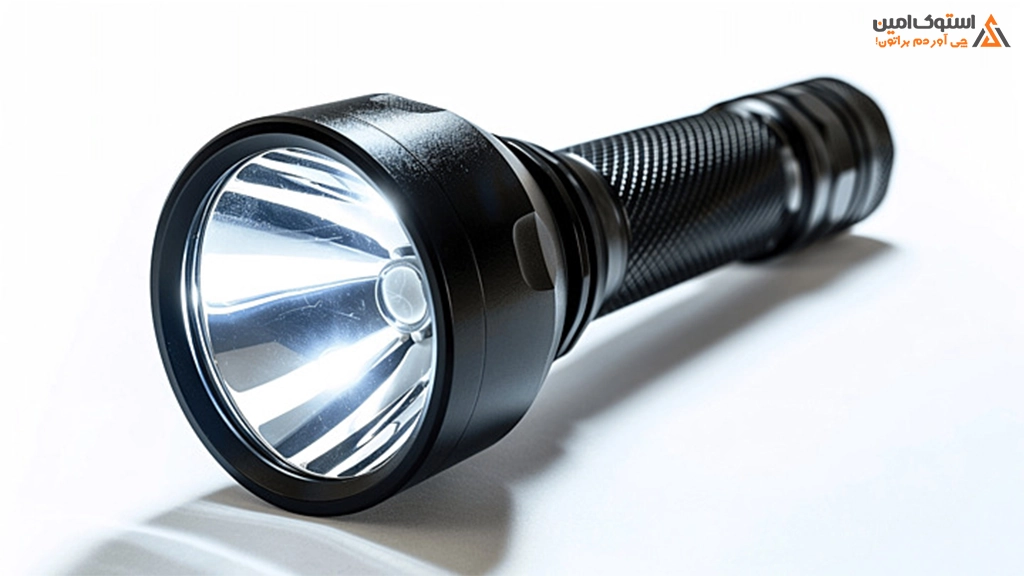 چرا در چراغ قوه از آینه مقعر استفاده میکنیم؟