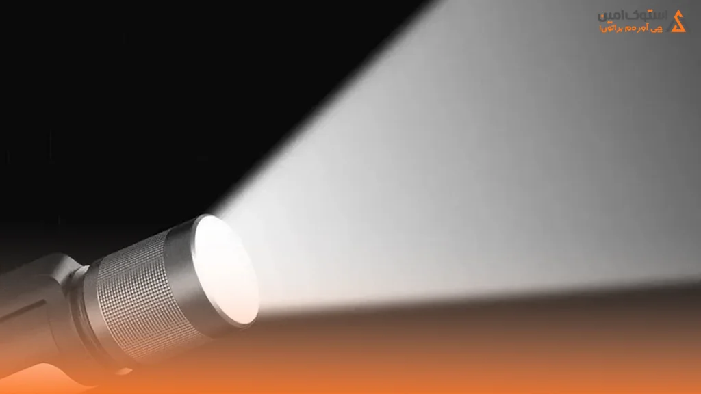 چگونه از چراغ قوه خود به درستی استفاده کنیم؟